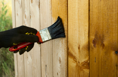 How Often Should You Stain Your Fence in the Shenandoah Valley Climate?